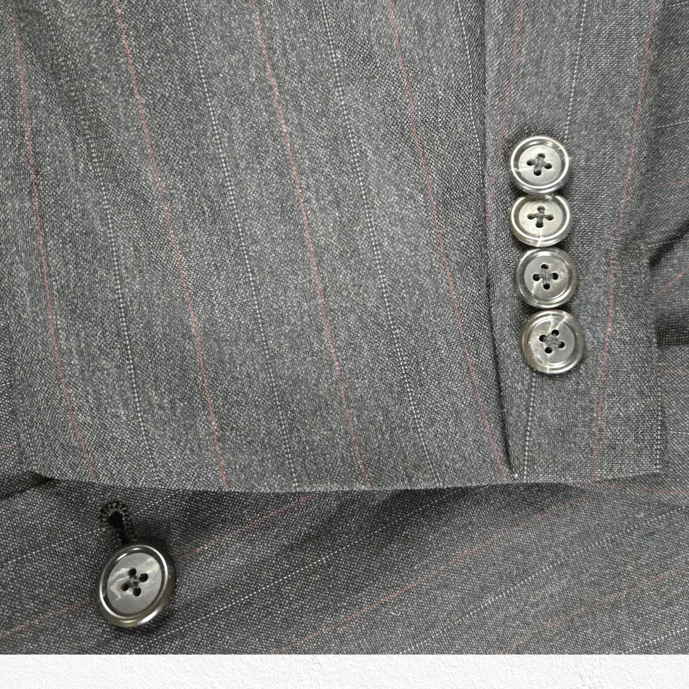 1980s Vintage Burberry Wool Blazer Gray Red Pinstripe USA Union Made Size 44R